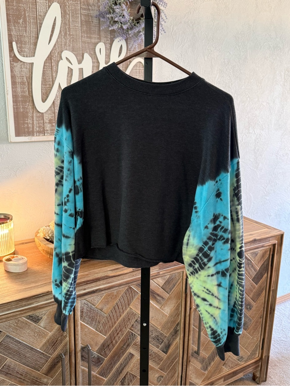 Black Cropped Sweatshirt with Blue-Green Tie-Dye Sleeves